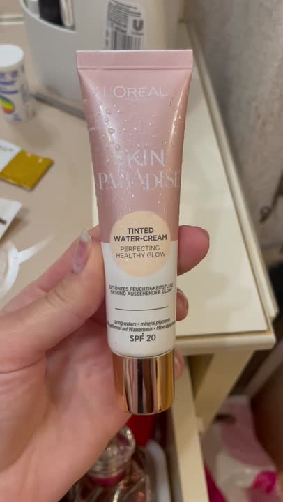 L'ORÉAL PARIS Тонирующий флюид "Skin Paradise" купить по низким ценам в ...