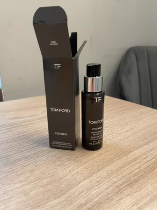 Мужская парфюмерия TOM FORD Масло для бороды Oud Wood Conditioning