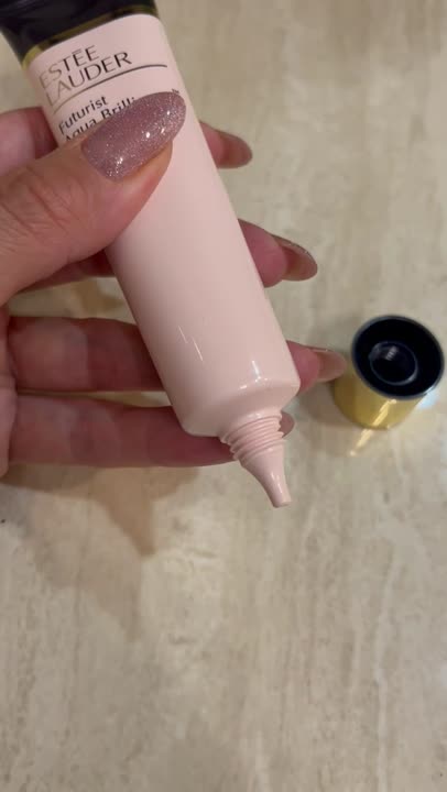 Праймеры для лица ESTEE LAUDER Увлажняющий праймер, придающий сияние ...