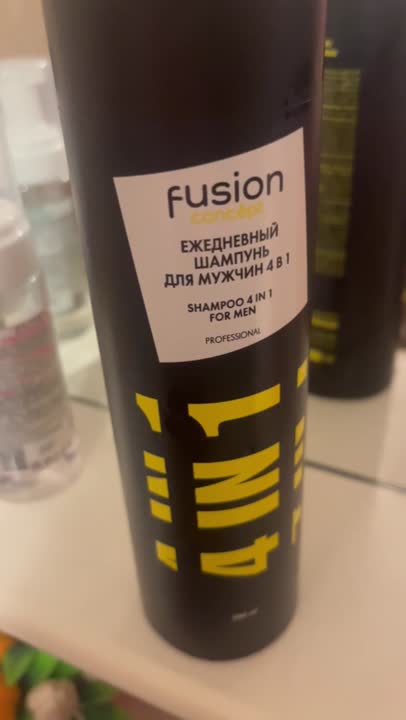 Ежедневный шампунь 4 в 1 для мужчин 4 in 1 Men CONCEPT FUSION Шампуни ...