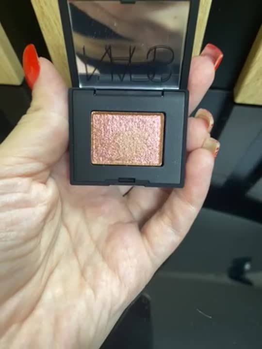 NARS Моно тени для век с глиттером купить по низким ценам в ЛЭТУАЛЬ