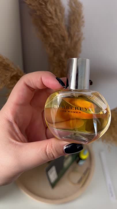 Burberry store women edp