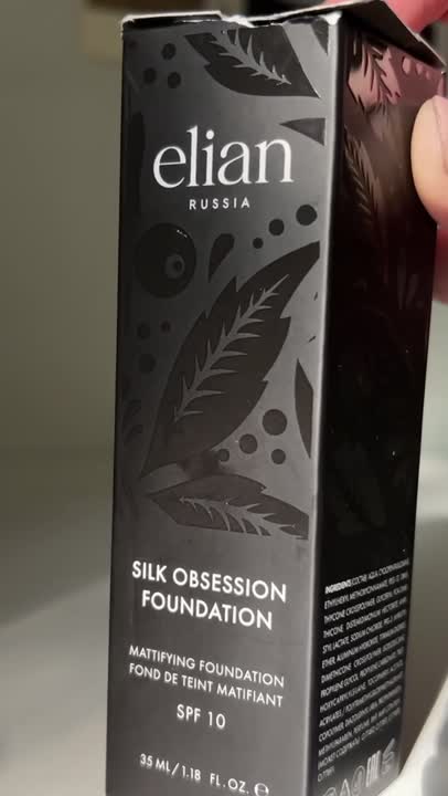 Тональное средство Silk Obsession Foundation с сатиновым финишем ELIAN ...
