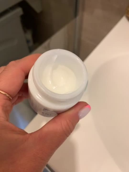 Антивозрастной уход за кожей VENUS Крем увлажняющий антивозрастной с ...