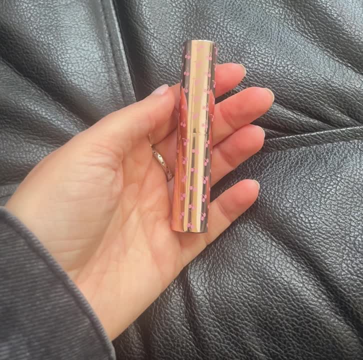 Помада для губ TRUE ICON LIPSTICK NAJ OLEARI Помады купить по низким