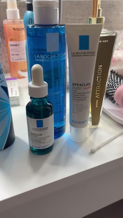 Набор средств для лица LA ROCHE-POSAY Набор для жирной и проблемной кожи Effaclar