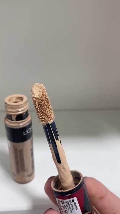Консилеры L'ORÉAL PARIS Стойкий мультифункциональный консилер ...