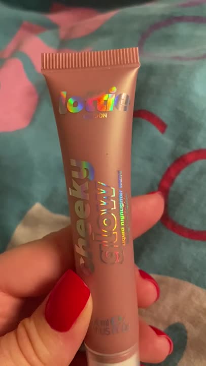 LOTTIE LONDON Хайлайтер-румяна для лица жидкие купить по цене 989₽ в ...
