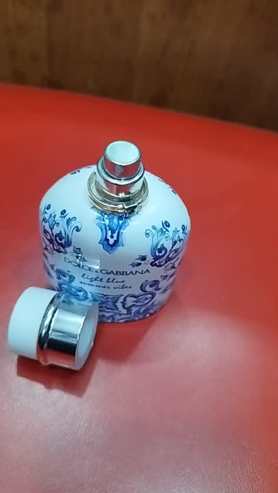 Туалетная вода Dolce & Gabbana Light Blue Summer Vibes Pour Homme