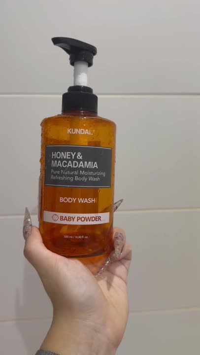 Гель для душа KUNDAL Гель для душа с ароматом Детской присыпки Honey & Macadamia Body Wash