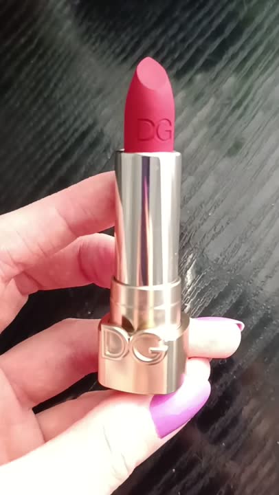 Помады DOLCE&GABBANA Стойкая матовая помада для губ THE ONLY ONE MATTE ...