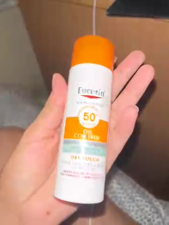 EUCERIN Солнцезащитный гель-крем для проблемной кожи лица Oil Control ...