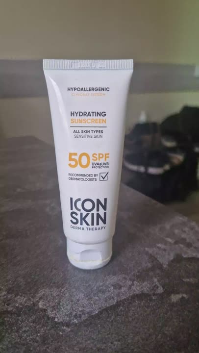 ICON SKIN Увлажняющий солнцезащитный крем SPF 50 купить по цене 1611₽ в ...