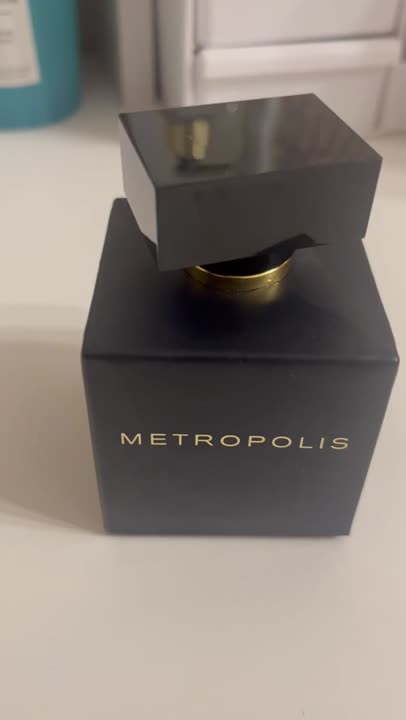 Мужская парфюмерия METROPOLIS Metropolis – купить в интернет-магазине ...