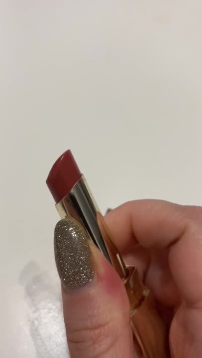 DOLCE&GABBANA Увлажняющий оттеночный бальзам для губ SHEERLIPS купить ...