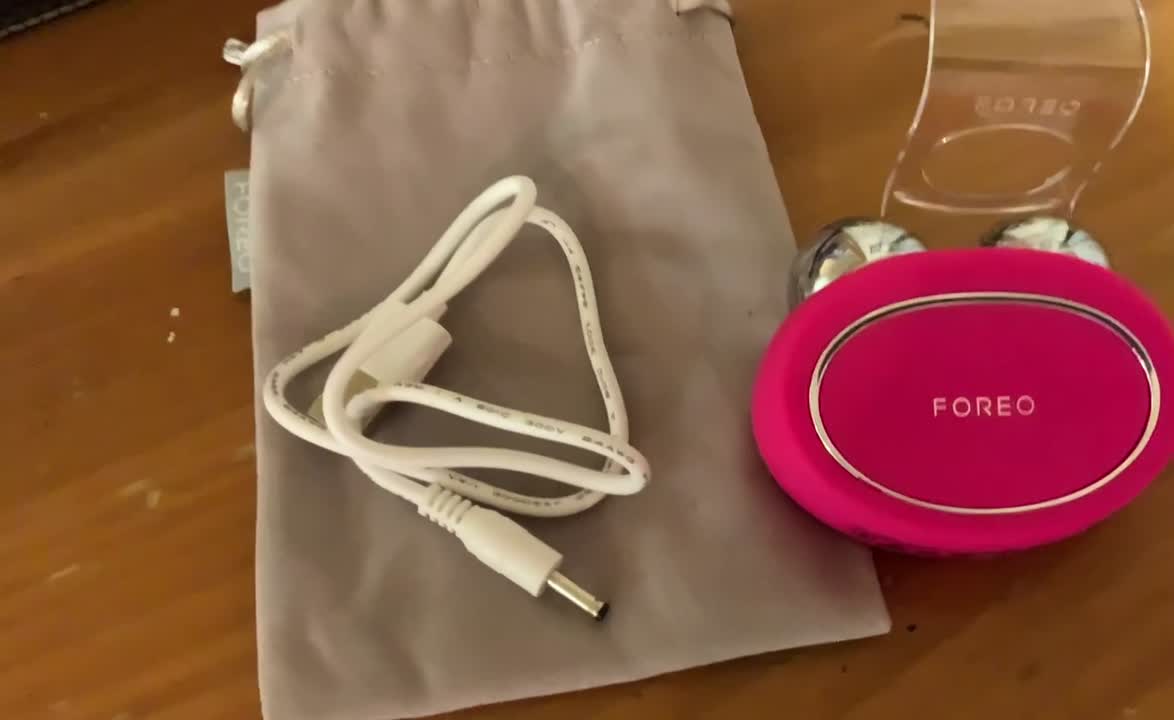 FOREO BEAR™ 2 умные тонизирующие микротоки для лица купить по цене ...