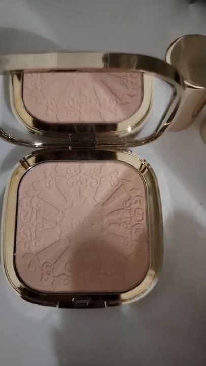 DOLCE&GABBANA Ультралегкая бронзирующая пудра SOLAR GLOW купить по ...