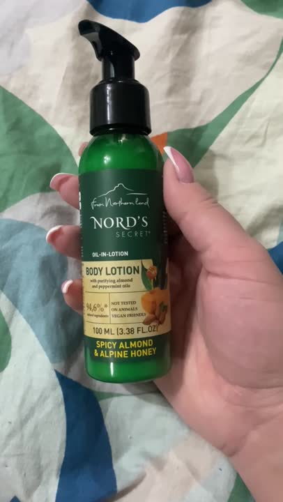 Nord's Secret Moisturizing Body Lotion Spicy Almond & Alpine Honey Travel Size