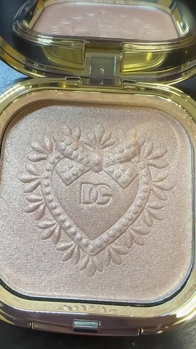DOLCE&GABBANA Хайлайтер для лица Devotion Luminizer купить по низким ...