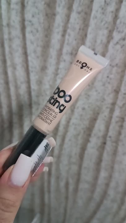 Консилеры BRONX COLORS Увлажняющий консилер Boosting Hydrating ...