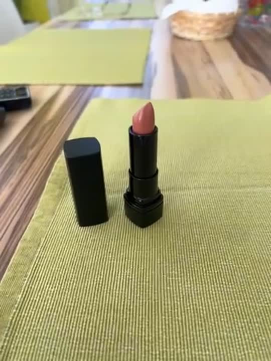 BELOR DESIGN Губная помада Be Color купить по цене 243₽ в ЛЭТУАЛЬ