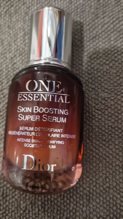 DIOR One Essential