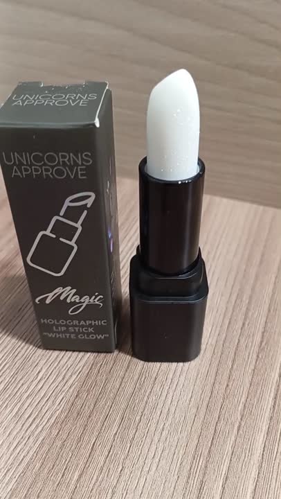 UNICORNS APPROVE Голографическая помада "WHITE GLOW" купить по низким ...