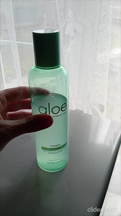 HOLIKA HOLIKA     Aloe Soothing Essence 98% Toner     1386