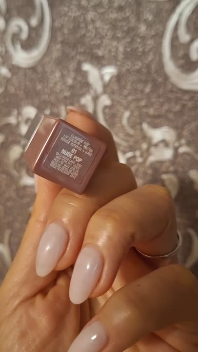 CLINIQUE Помада для губ POP Lip Colour + Primer купить по низким ценам ...