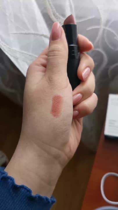 Губная помада матовая Velvet Touch Lipstick - Matt Shades GOSH Помады 0 ...
