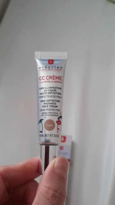 Уход за кожей лица ERBORIAN СС крем "Совершенное сияние" CC Cream ...