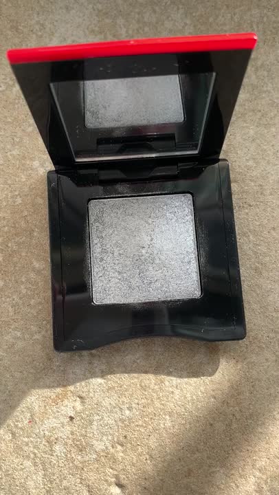 SHISEIDO Моно-тени для век Powder Gel купить по цене 2047₽ в ЛЭТУАЛЬ