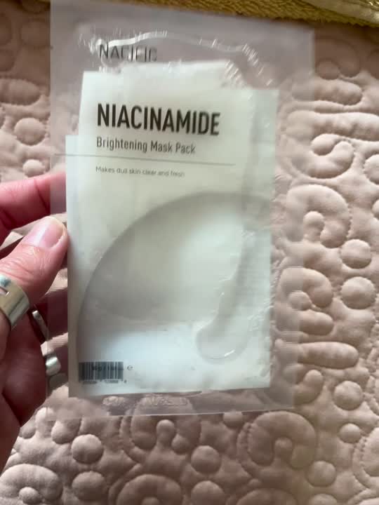 NACIFIC Маска тканевая выравнивающая тон лица с ниацинамидом ...
