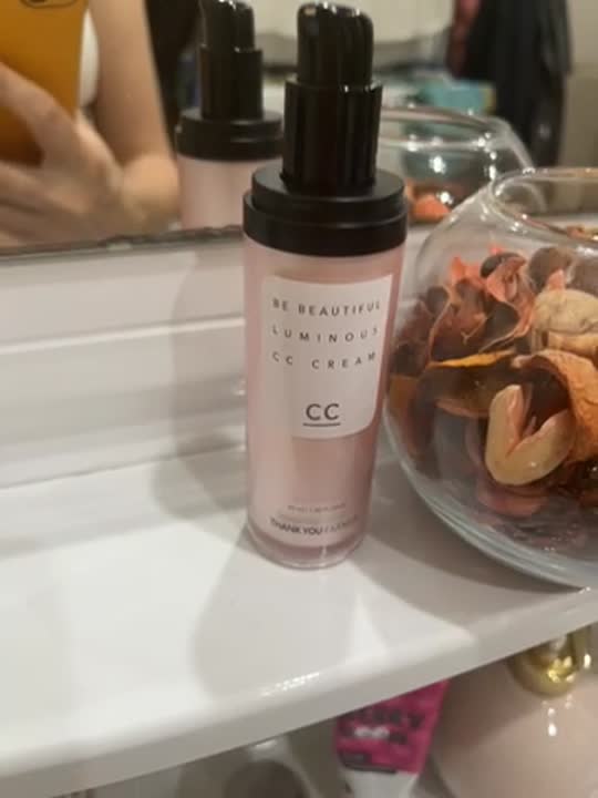 THANK YOU FARMER CC-крем для лица придающий коже сияние 3-в-1 SPF30 ...