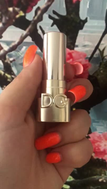 DOLCE&GABBANA Стойкая матовая помада для губ THE ONLY ONE MATTE купить ...