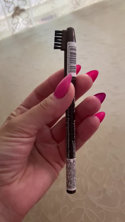 Карандаши для бровей ESSENCE Карандаш для бровей Eyebrow Designer ...