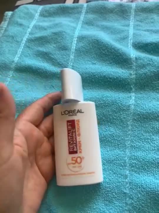 L'ORÉAL PARIS Крем-флюид Витамин С дневной для лица с SPF 50 Revitalift ...