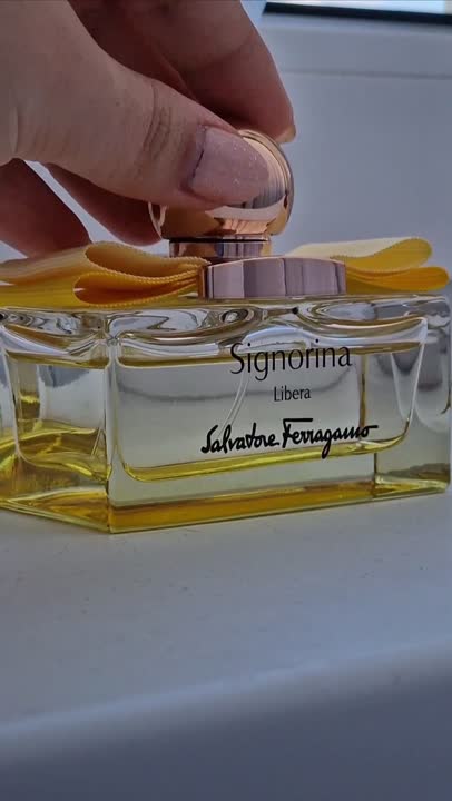 SALVATORE FERRAGAMO Signorina Libera купить по цене 10079₽ в ЛЭТУАЛЬ