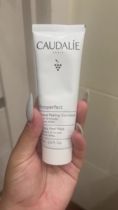 CAUDALIE Маска-пилинг для лица Гликолевая Vinoperfect купить по цене ...
