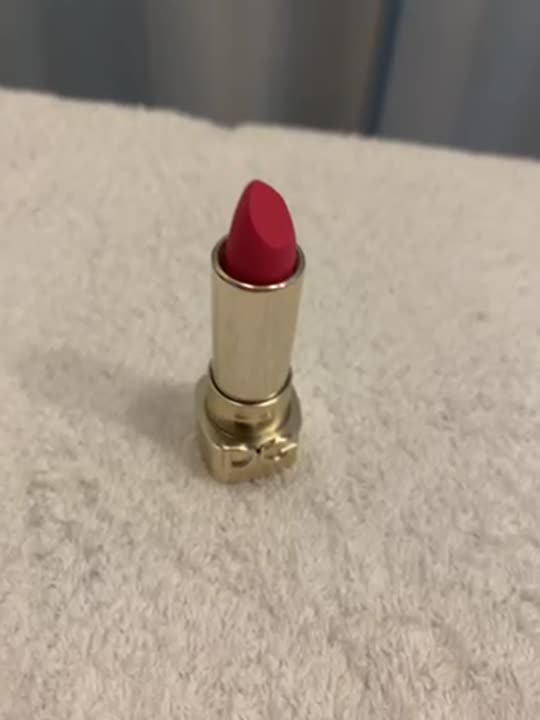 DOLCE&GABBANA Стойкая матовая помада для губ THE ONLY ONE MATTE купить ...