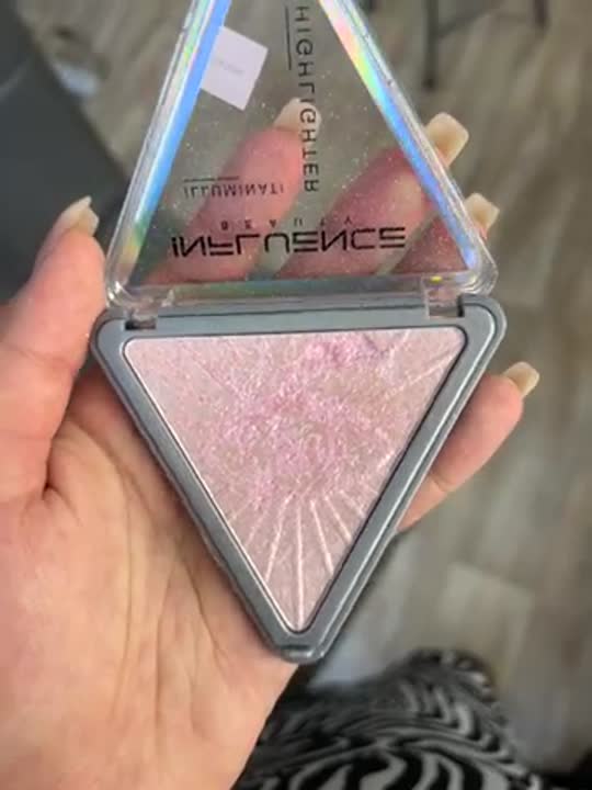 INFLUENCE BEAUTY Хайлайтер с микроскопическими частицами бриллиантов ...