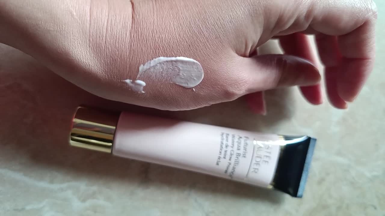 ESTEE LAUDER Увлажняющий праймер, придающий сияние Futurist Aqua ...