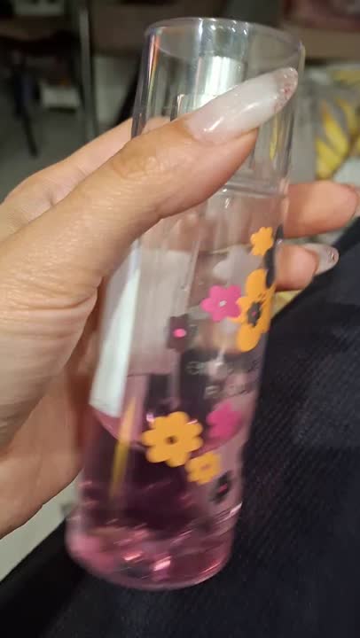 UNGARO Парфюмированный спрей для тела женский Radiant Petals Fragrance ...