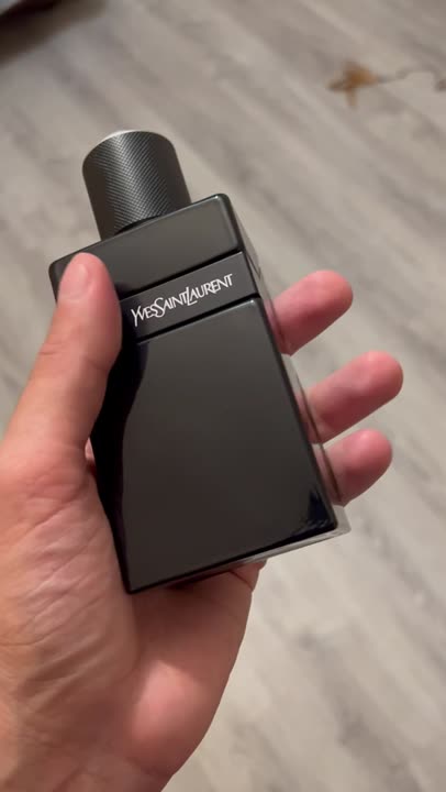 YVES SAINT LAURENT Мужская парфюмерная вода Y Le Parfum, 100 мл