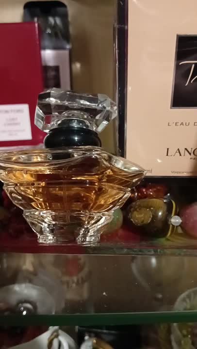 LANCOME Парфюмерная вода Tresor купить по цене 11533₽ в ЛЭТУАЛЬ