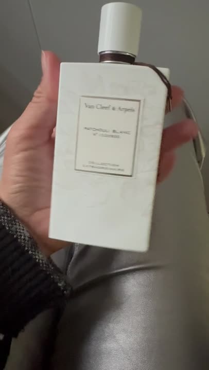 VAN CLEEF Patchouli Blanc купить по низким ценам в ЛЭТУАЛЬ VAN CLEEF Patchouli Blanc купить по низким ценам в ЛЭТУАЛЬ