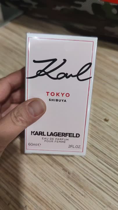 KARL LAGERFELD Tokyo Shibuya купить по цене 4376₽ в ЛЭТУАЛЬ
