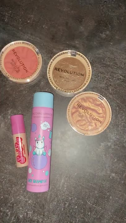 BEAUTY BOMB Жидкий консилер для лица Hiding Liquid concealer «Smiley ...