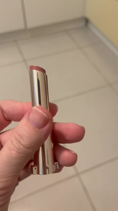 LANCOME Сияющий цветной бальзам для губ Lip Idole Butterglow купить по ...