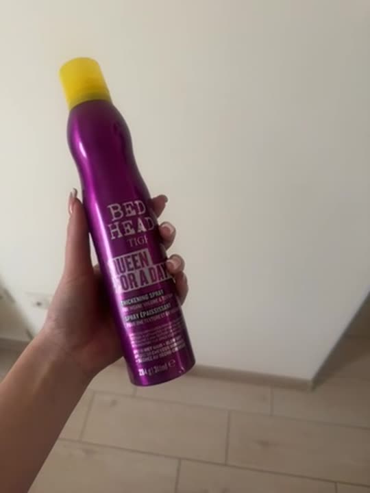 TIGI Спрей для придания объема волосам Bed Head Superstar Queen for a ...